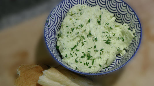 Kruidenboter recept met verse bieslook